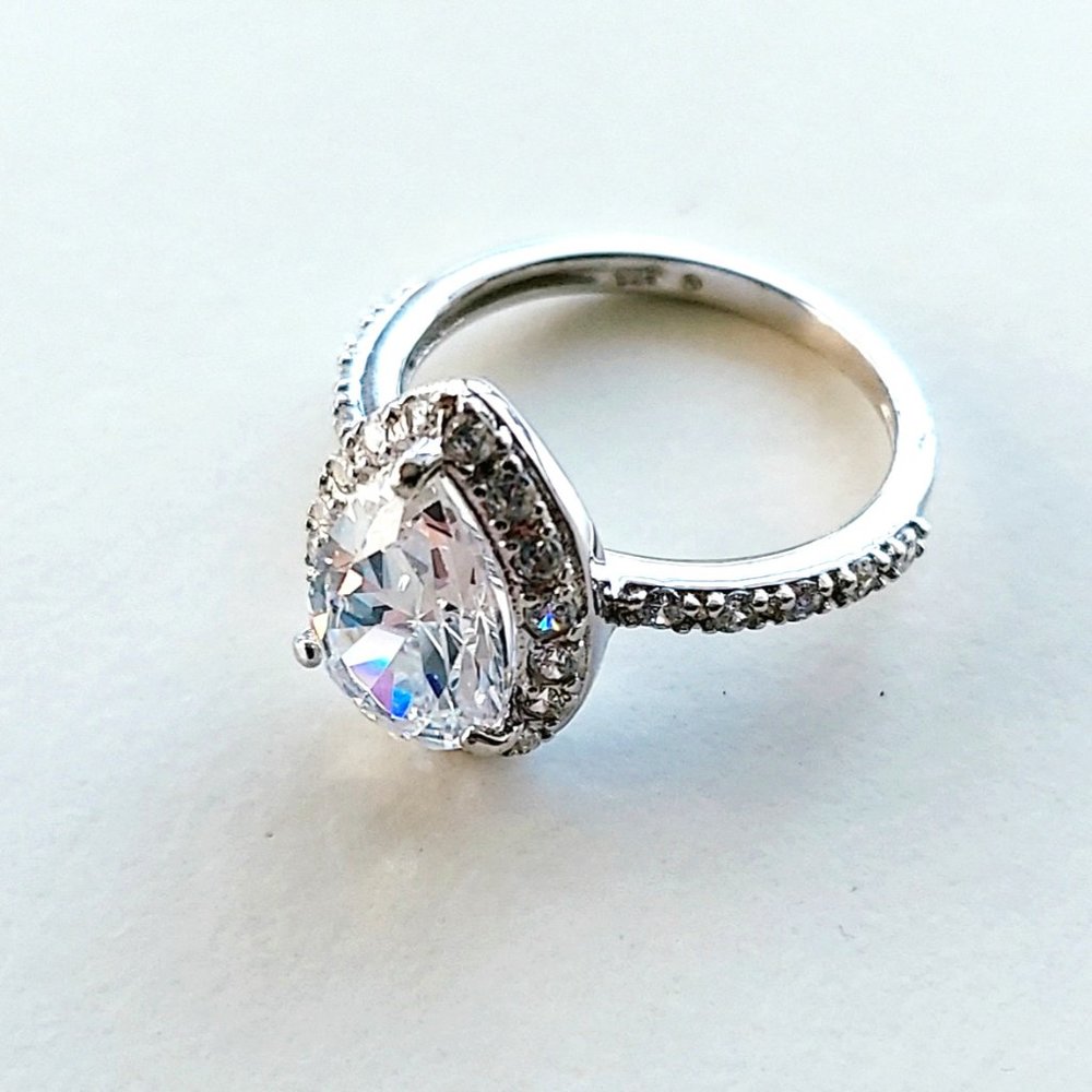 NIB! Jadorelli Pear-Shaped SS Zirconia Ring